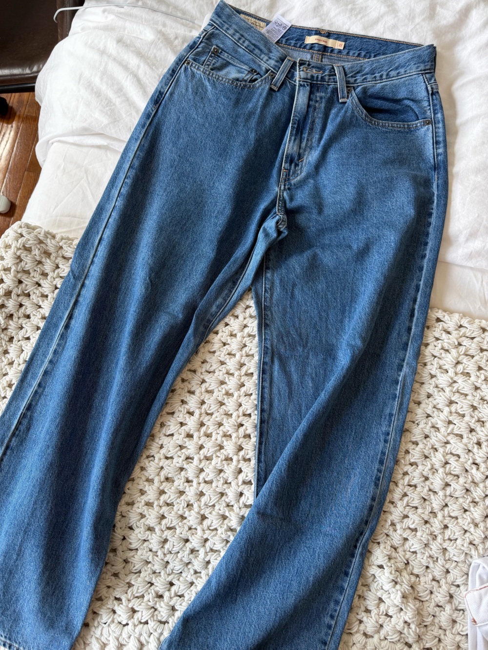 Levi's Baggy Dad Jeans - Picture 2 of 4